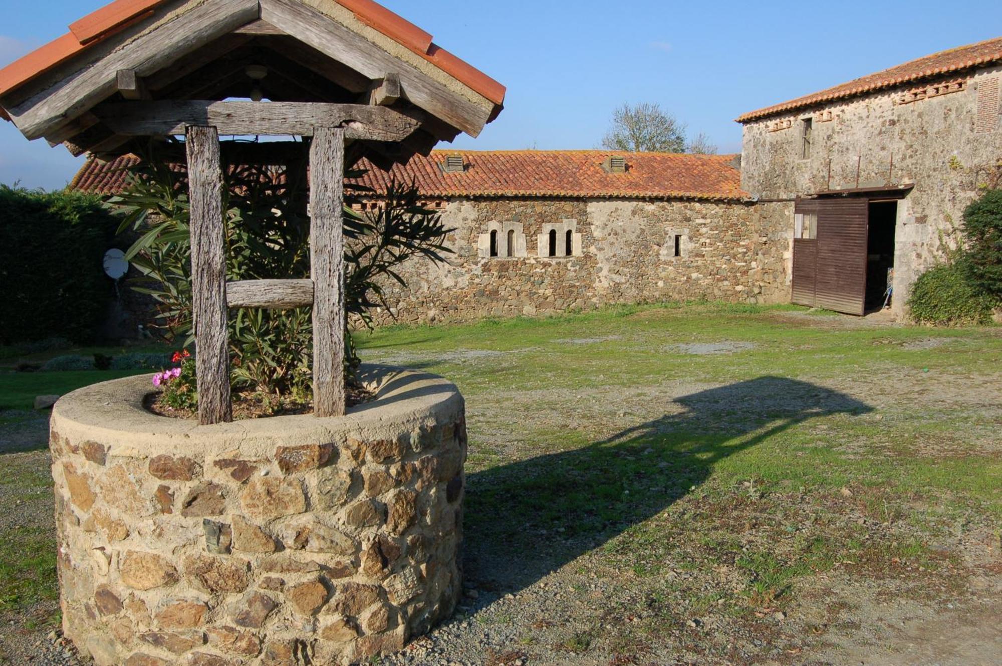 Chambre D'Hote Manoir De La Baudonniere Monsireigne Luaran gambar
