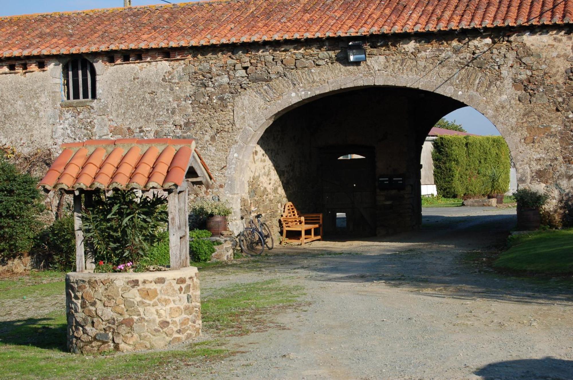 Chambre D'Hote Manoir De La Baudonniere Monsireigne Luaran gambar