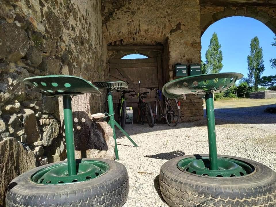 Chambre D'Hote Manoir De La Baudonniere Monsireigne Luaran gambar
